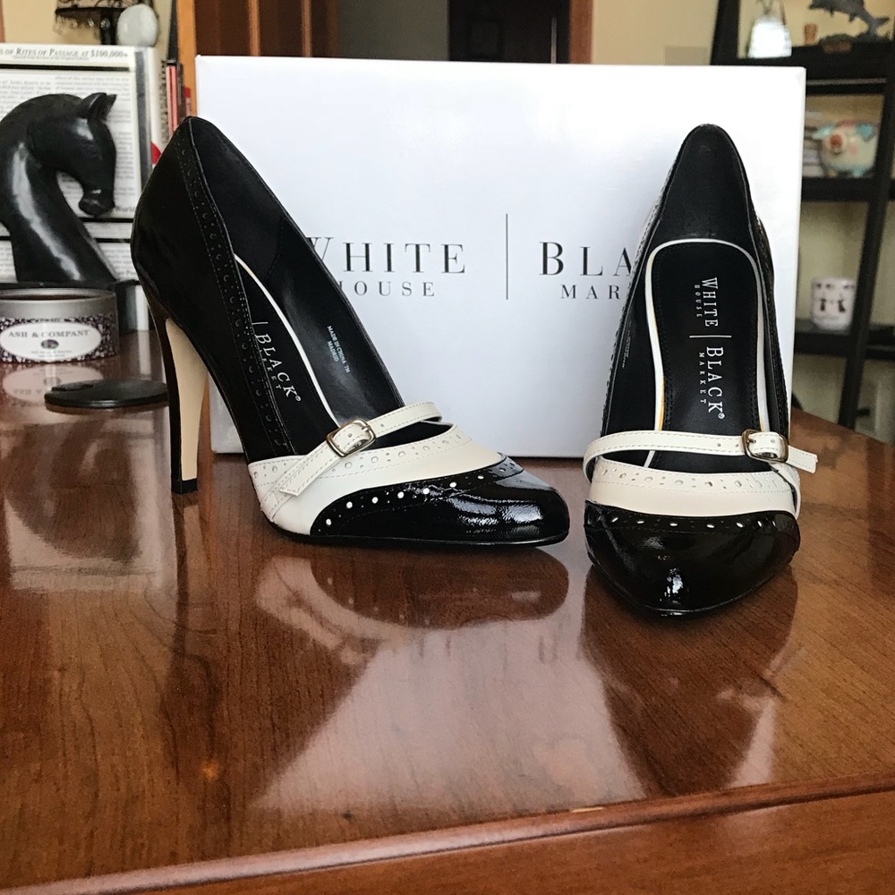 👠 White House Black Market shoes 👠